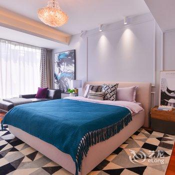 Locals四季别苑公寓(北京万和先生游乐园店)酒店提供图片