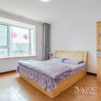 青岛金沙滩啤酒城民宿(个人房东)(黄岛区政府会议中心分店)酒店提供图片