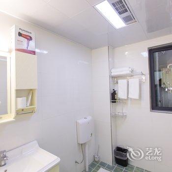 重庆梧栖公寓(中国历史文化名街雕塑分店)酒店提供图片