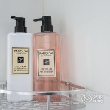 重庆梧栖公寓(中国历史文化名街雕塑分店)酒店提供图片