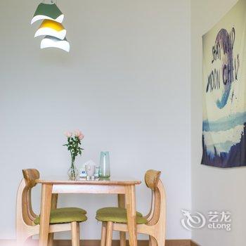 重庆梧栖公寓(中国历史文化名街雕塑分店)酒店提供图片