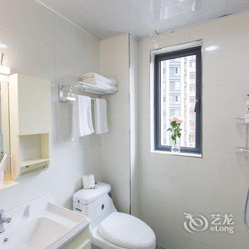 重庆梧栖公寓(中国历史文化名街雕塑分店)酒店提供图片