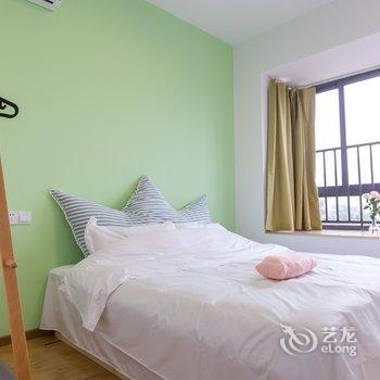 重庆梧栖公寓(中国历史文化名街雕塑分店)酒店提供图片