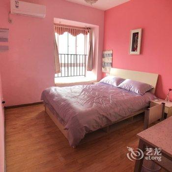 重庆宅自由公寓(大石坝村分店)酒店提供图片