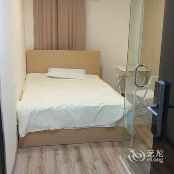 全家公寓(上海彭浦新村分店)酒店提供图片
