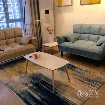 重庆东东大魔王公寓(人民解放纪念碑分店)酒店提供图片
