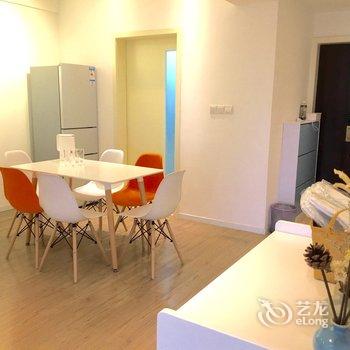 重庆东东大魔王公寓(人民解放纪念碑分店)酒店提供图片