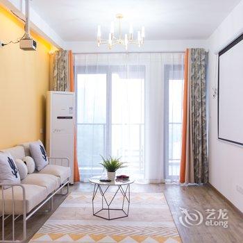 重庆梧栖公寓(中国历史文化名街雕塑分店)酒店提供图片