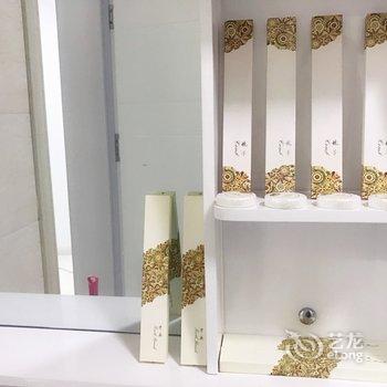 青岛风一样的果爸公寓酒店提供图片
