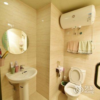 成都熙熙小屋(马鞍山烈士墓分店)酒店提供图片