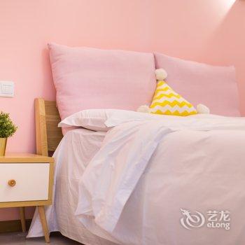 重庆梧栖公寓(中国历史文化名街雕塑分店)酒店提供图片