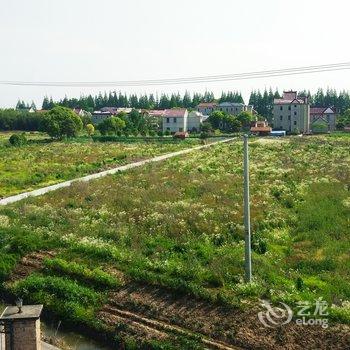 上海老王守田园度假别墅酒店提供图片