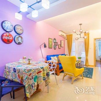 重庆Locals路客·重庆渝中A17舍公寓(民乐村分店)酒店提供图片