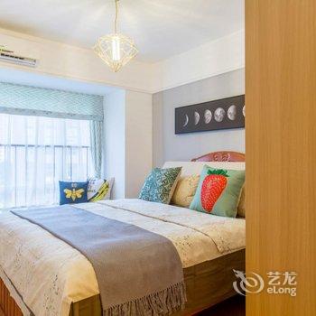 重庆Locals路客·重庆渝中A17舍公寓(民乐村分店)酒店提供图片