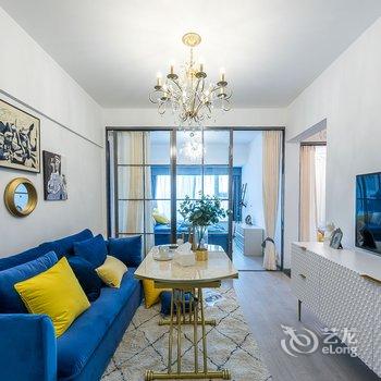 成都原上草(00130460)公寓(全年红红木艺术馆分店)酒店提供图片