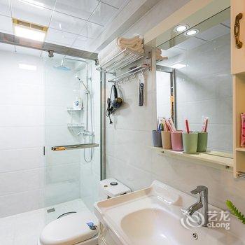 成都原上草(00130460)公寓(全年红红木艺术馆分店)酒店提供图片