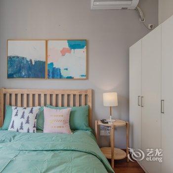 成都Locals路客·成都郫都A04舍公寓(国宁村分店)酒店提供图片