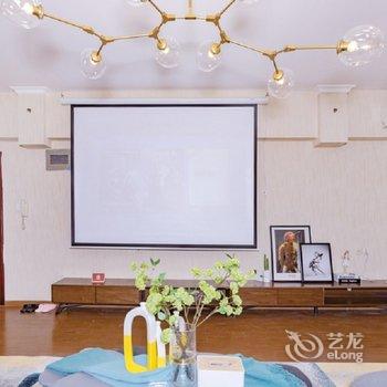 重庆Locals路客·重庆南岸A25舍公寓(迪咔乐儿童乐园分店)酒店提供图片