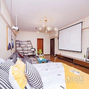 重庆Locals路客·重庆南岸A25舍公寓(迪咔乐儿童乐园分店)酒店提供图片
