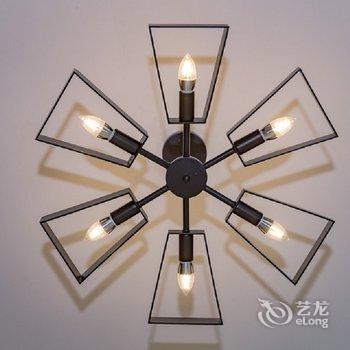 重庆Locals路客·重庆南岸A25舍公寓(迪咔乐儿童乐园分店)酒店提供图片