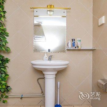 重庆Locals路客·重庆南岸A25舍公寓(迪咔乐儿童乐园分店)酒店提供图片