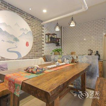 青岛中华～瑰宝(00138660)公寓(青岛出版社教育分社分店)酒店提供图片