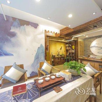 青岛中华～瑰宝(00138660)公寓(青岛出版社教育分社分店)酒店提供图片