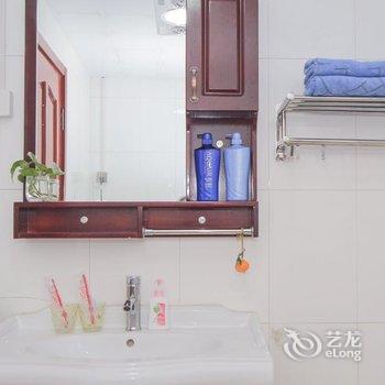 青岛中华～瑰宝(00138660)公寓(青岛出版社教育分社分店)酒店提供图片