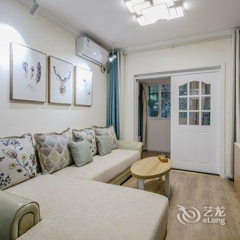 成都路客精品民宿BD7230酒店提供图片