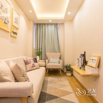 广州Locals路客·广州越秀A83舍公寓(五仙古观分店)酒店提供图片