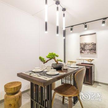 广州路客BC1570精品民宿酒店提供图片