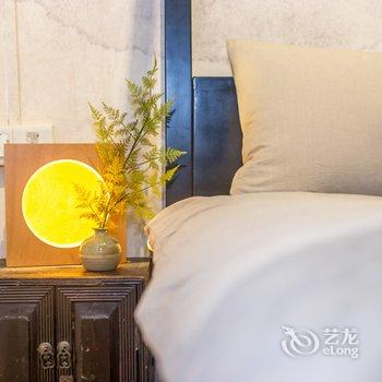 广州路客BC1570精品民宿酒店提供图片