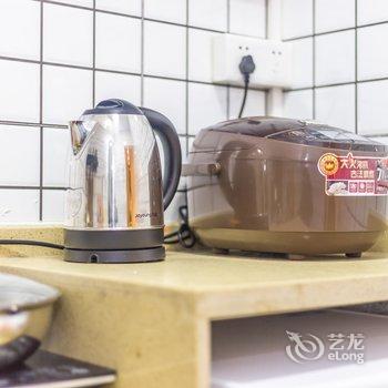 广州路客BC1570精品民宿酒店提供图片