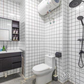 广州路客BC1570精品民宿酒店提供图片
