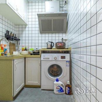 广州路客BC1570精品民宿酒店提供图片