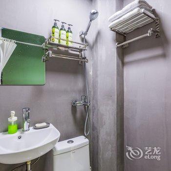 青岛李澄(00134250)公寓(浙江路天主教堂分店)酒店提供图片