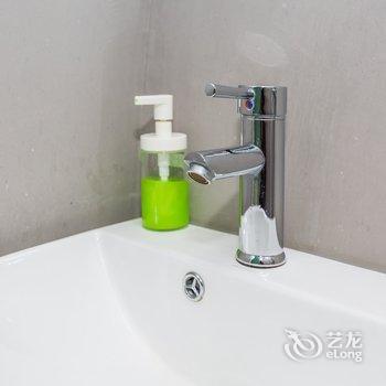 青岛李澄(00134250)公寓(浙江路天主教堂分店)酒店提供图片