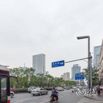 成都大尾巴小熊公寓(尹昌衡公馆分店)酒店提供图片