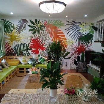 上海热栈服装设计师民宿客栈之家(罗家村分店)酒店提供图片