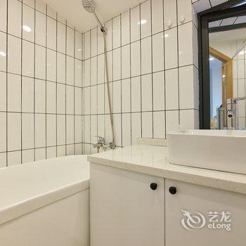 回回andCarol公寓(上海徐汇艺术馆分店)酒店提供图片