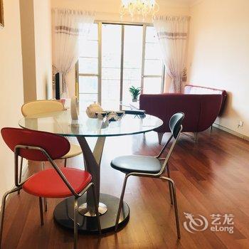 广州长隆大夫山祈福别墅短租(倚湖街分店)酒店提供图片