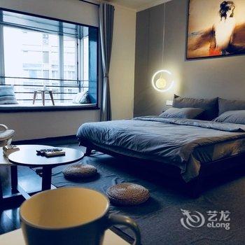重庆佩丶沛沛公寓(重庆大轰炸惨案遗址分店)酒店提供图片