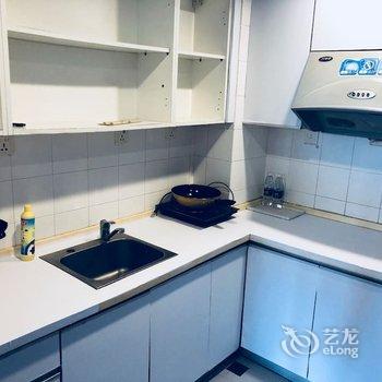 重庆佩丶沛沛公寓(重庆大轰炸惨案遗址分店)酒店提供图片