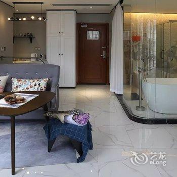 广州才子佳人雅间公寓(诗书街祝寿巷社区分店)酒店提供图片