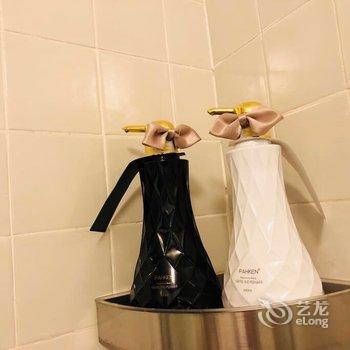 luckyTING特色民宿(上海襄阳北路店)酒店提供图片
