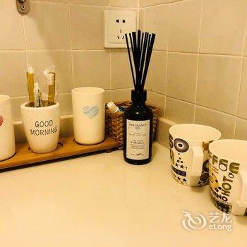 luckyTING特色民宿(上海襄阳北路店)酒店提供图片
