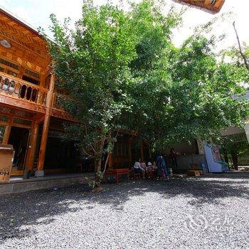 腾冲南方·有杏客栈(银杏村店)酒店提供图片