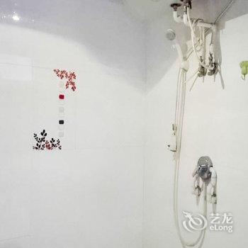 西宁雨荷家庭公寓酒店提供图片