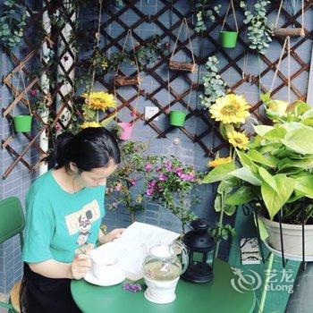 重庆雨墨民宿(沙坪公园-儿童乐园分店)酒店提供图片