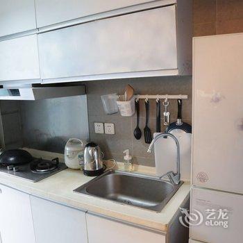 重庆雨墨民宿(沙坪公园-儿童乐园分店)酒店提供图片